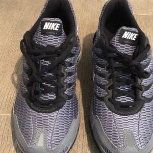 Nike men’s sneakers